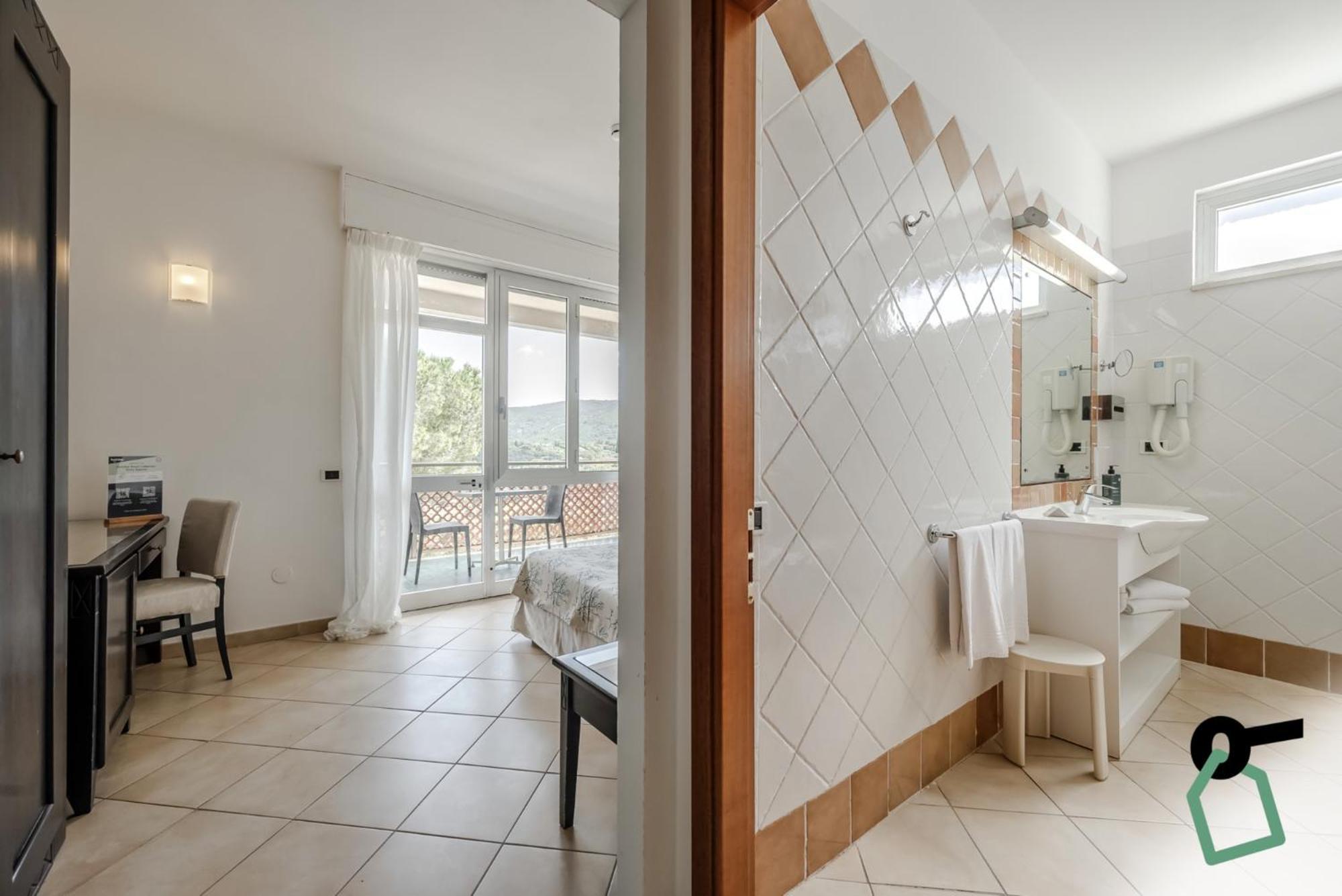 Hotiday Room Collection - Porto Azzurro Capoliveri  Eksteriør bilde