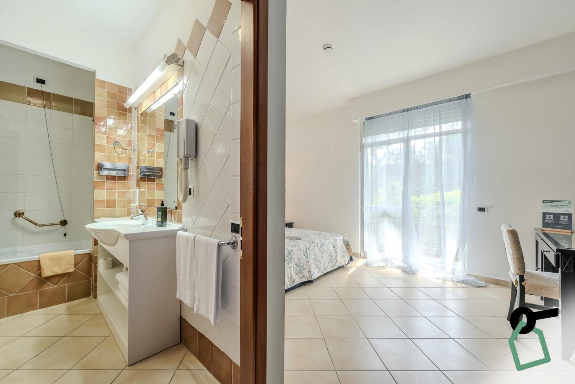 Hotiday Room Collection - Porto Azzurro Capoliveri  Eksteriør bilde